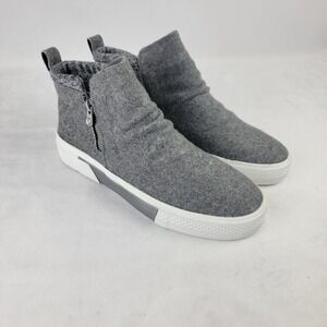 Blowfish Malibu Womens Grey Felt Ruched Ankle Booties Sneakers Grey Size 8.5 NEW